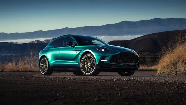Aston Martin DBX