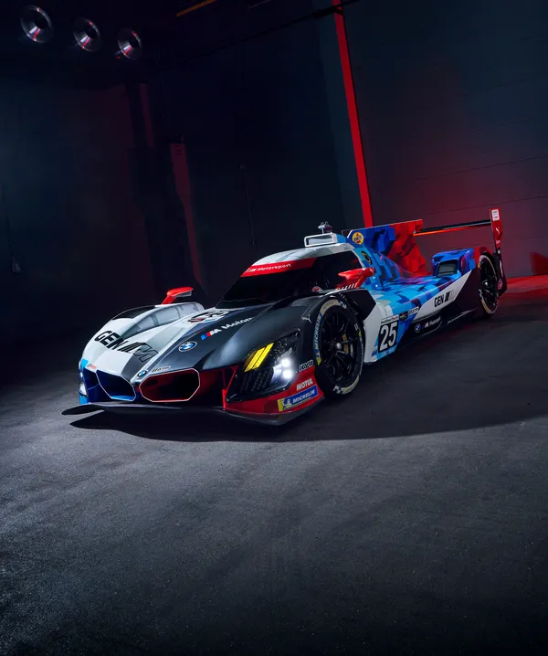 BMW M Hybrid V8
