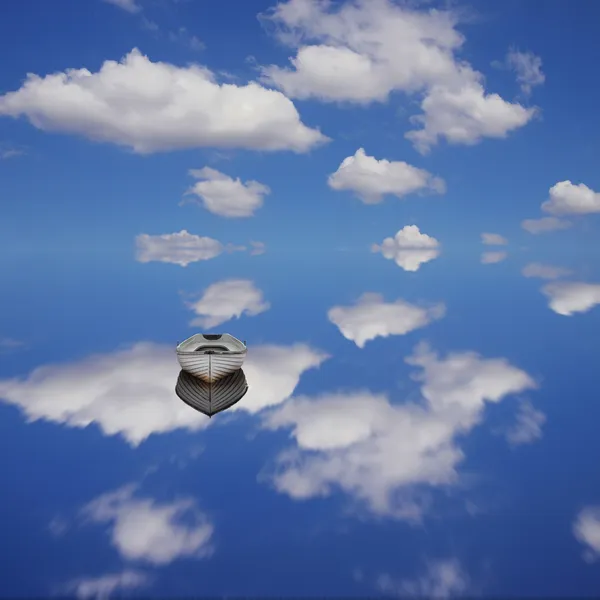 Nuvens brancas