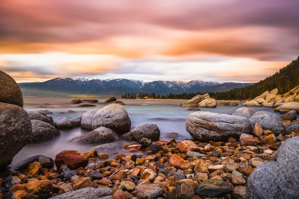 Lago Tahoe