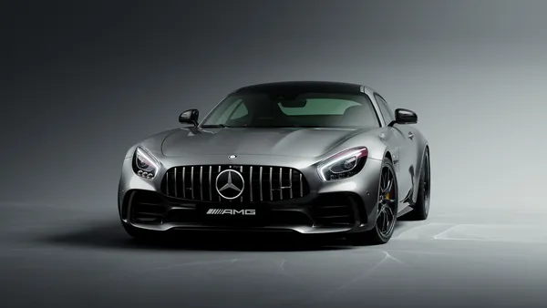 Mercedes-AMG GT R