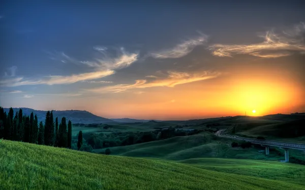HDR