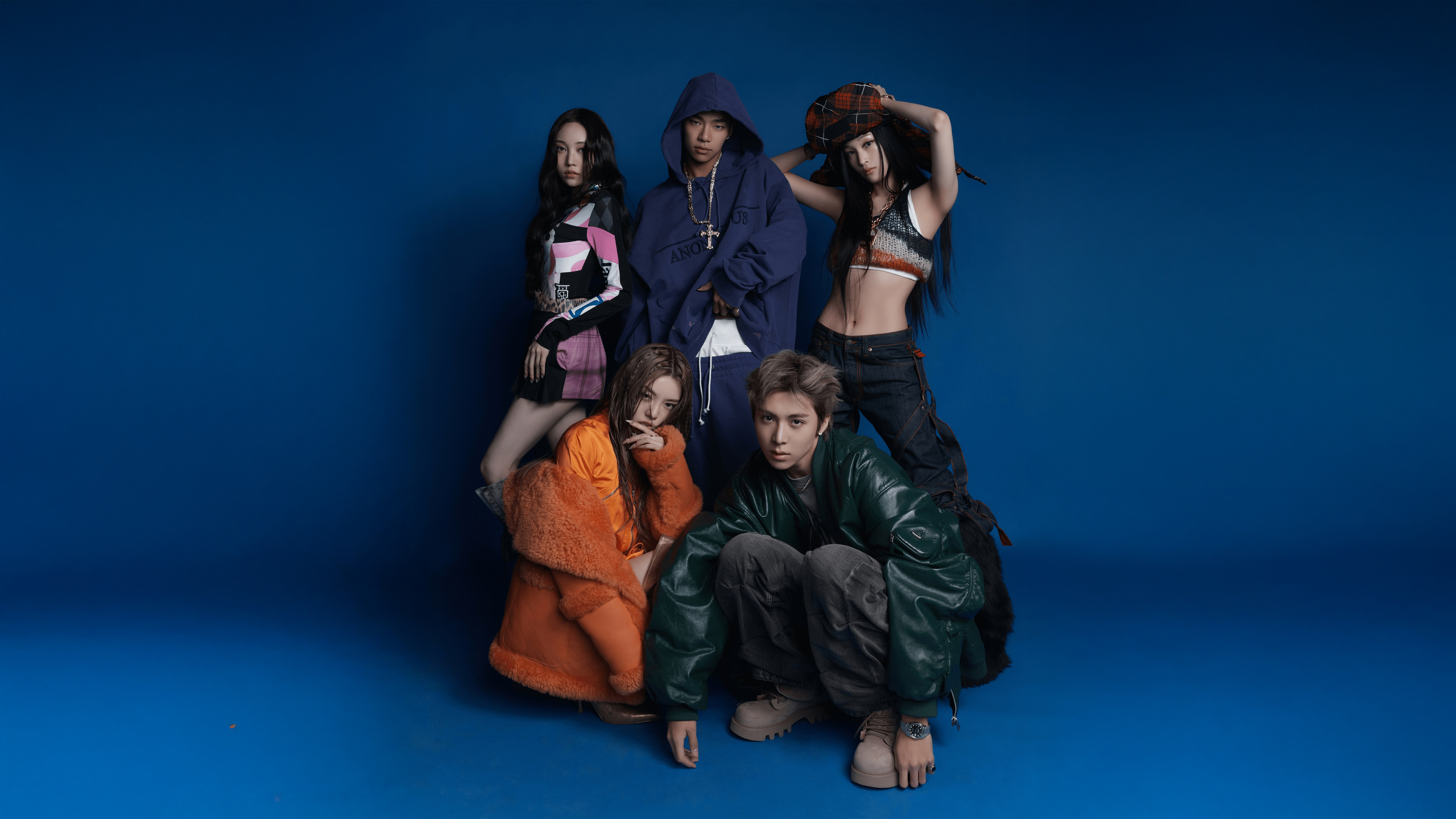 ALLDAY PROJECT, 8K, Fundo azul, Cantores de K-Pop, 5K, Youngseo, Annie, Bailey, Tarzzan, Woochan