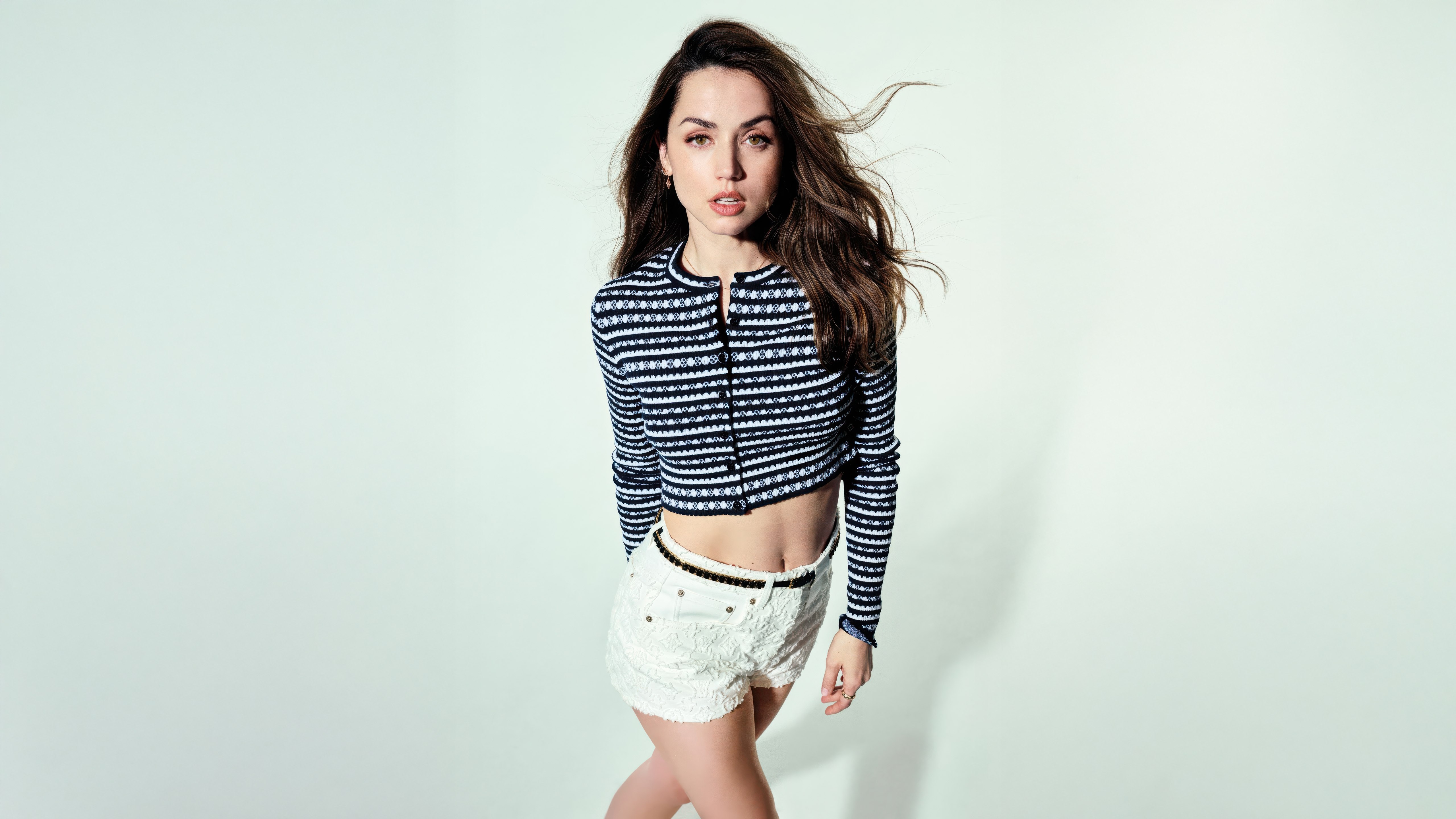 Ana de Armas, Elle Magazine, Sessão de fotos, 5K