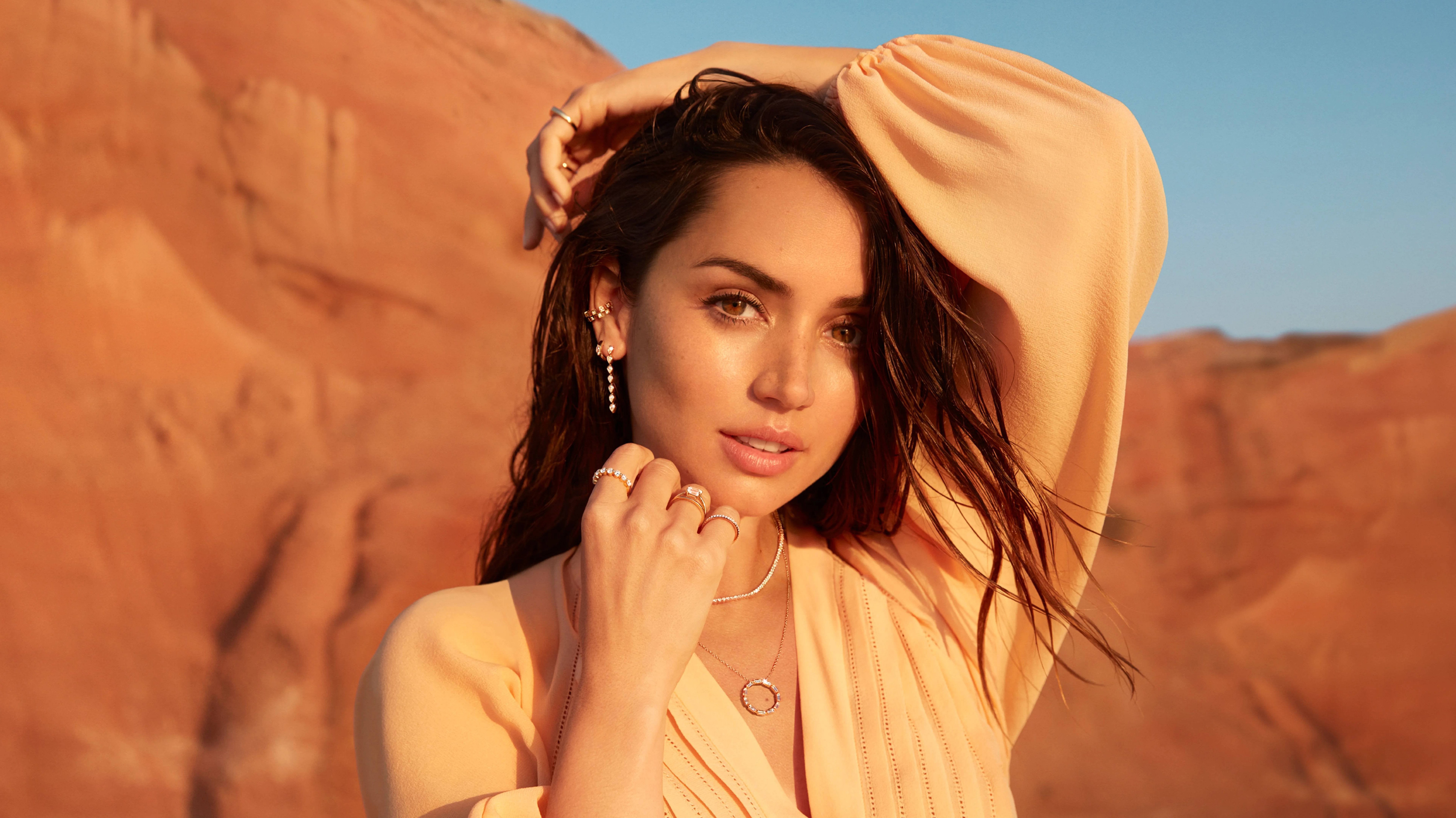 Ana de Armas, 8K, Retrato, Linda atriz, Atriz espanhola, 5K