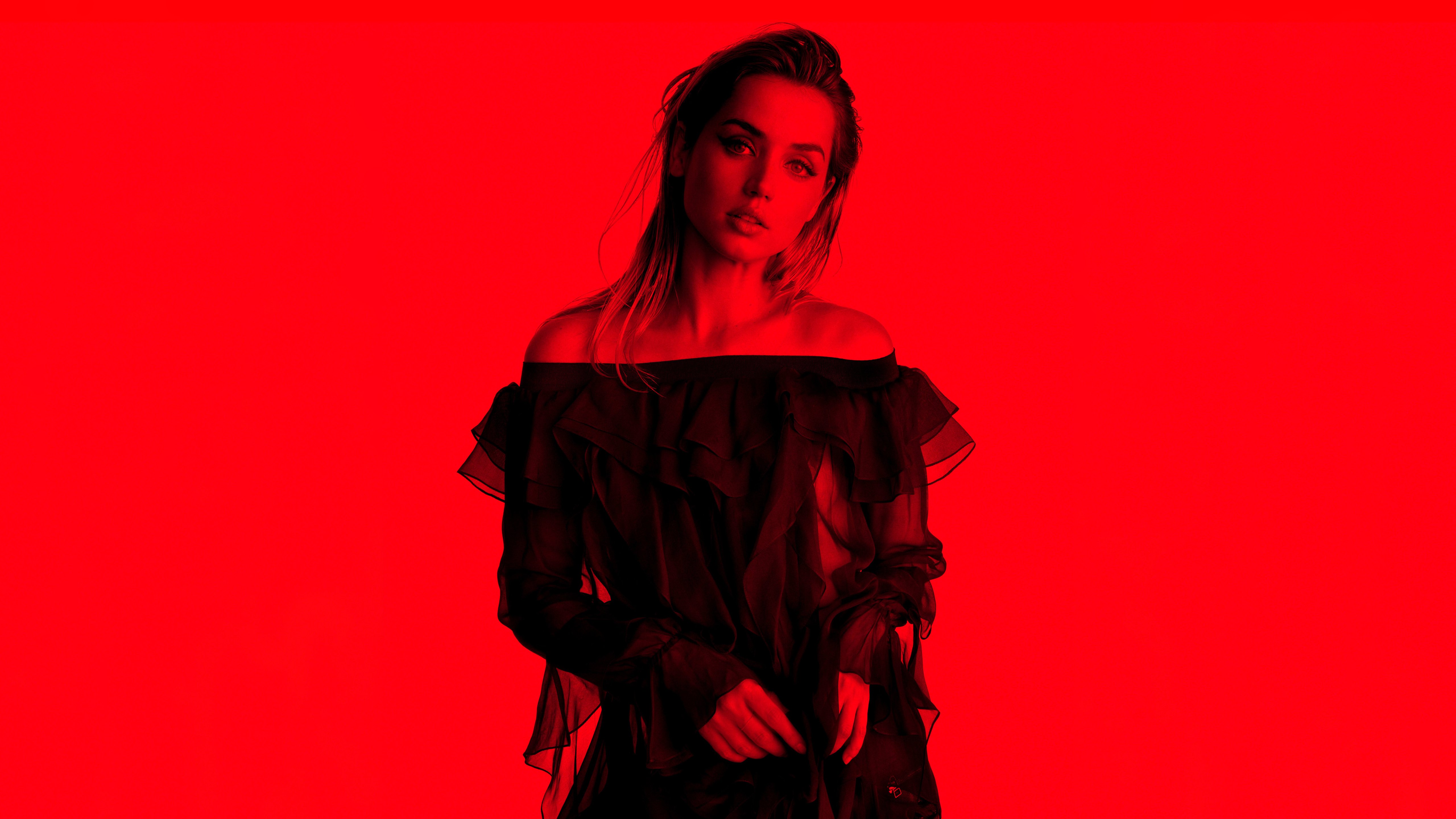 Ana de Armas, Vermelho, 5K
