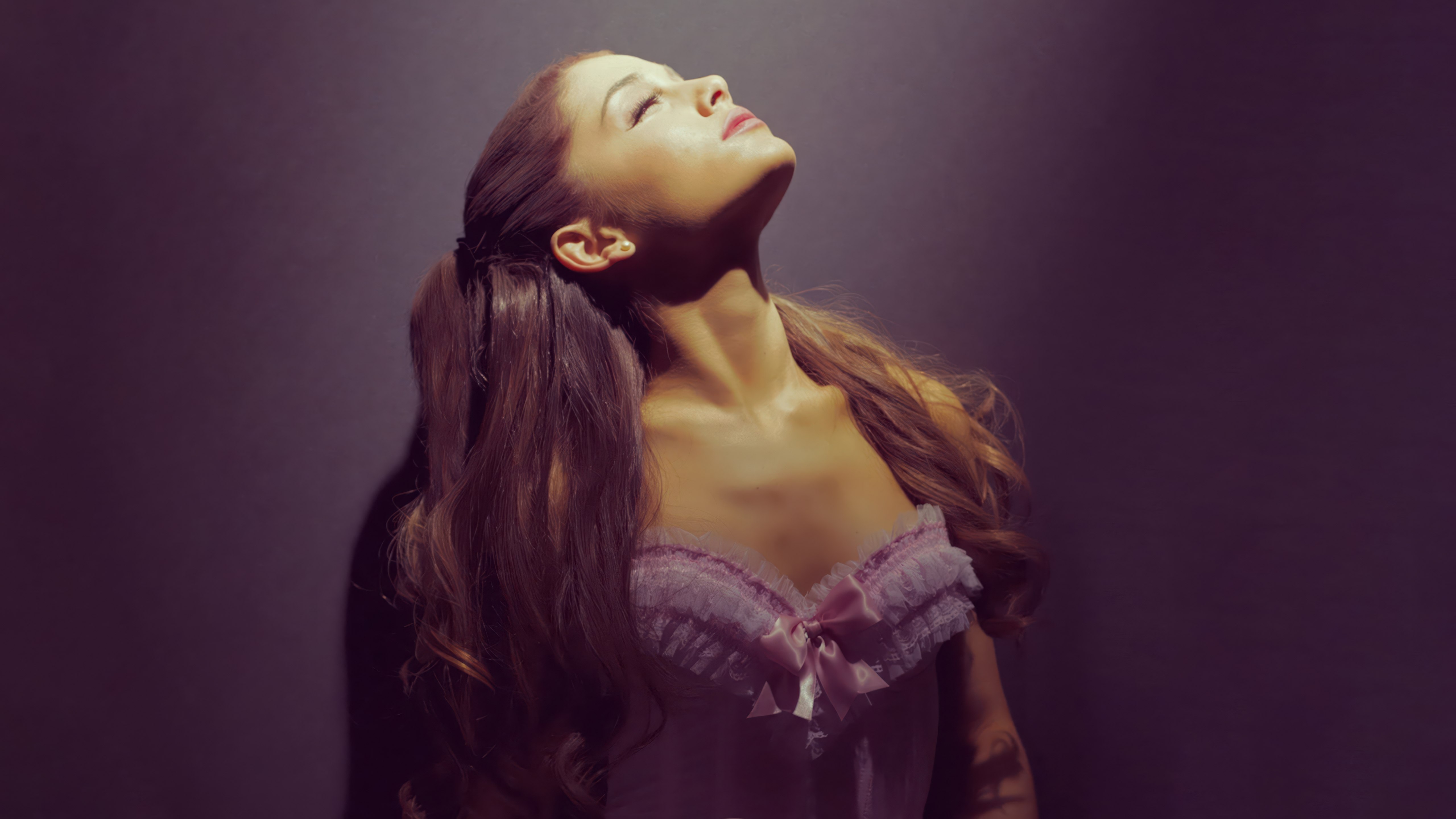Ariana Grande, Honeymoon Avenue, 5K, Estética roxa
