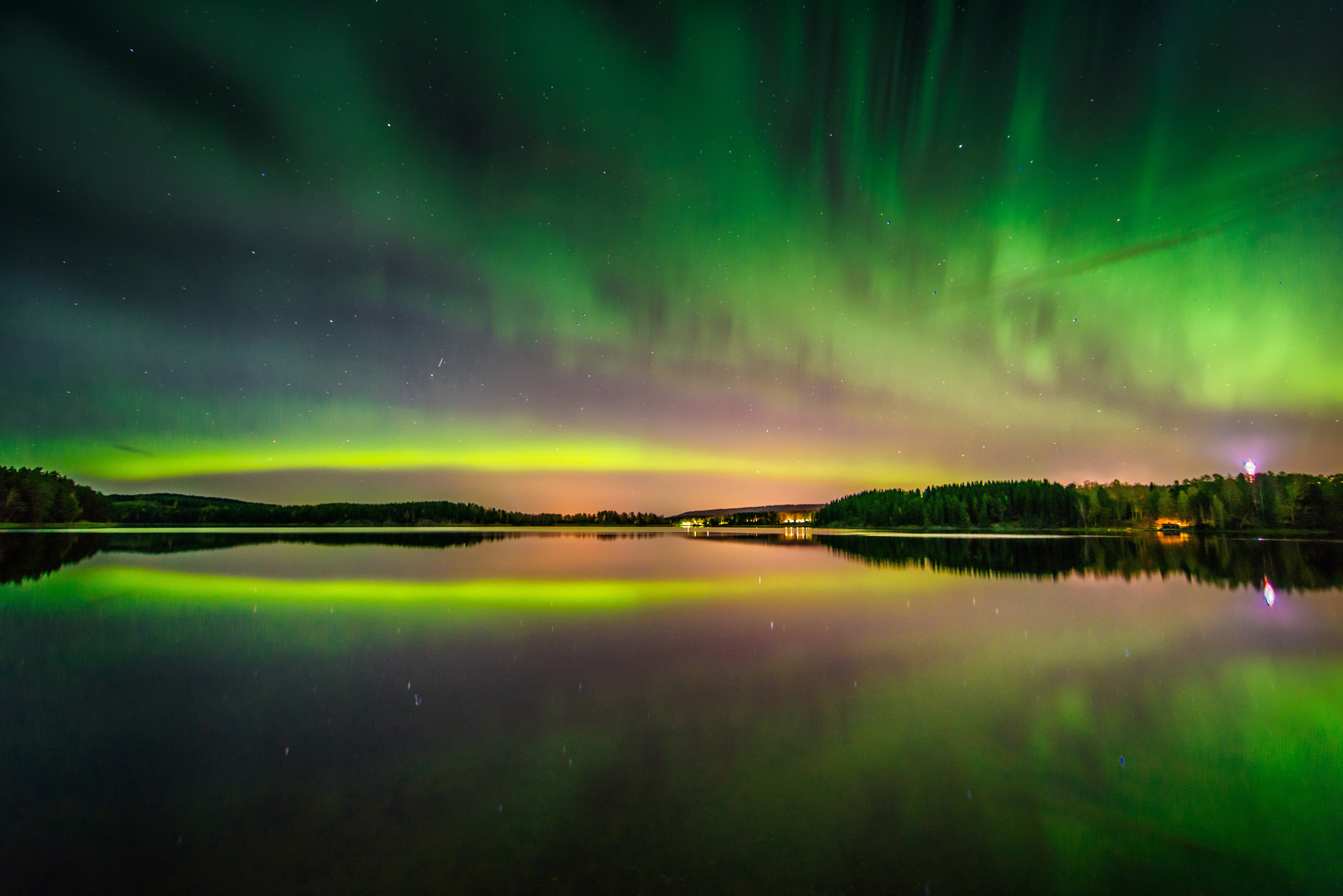 Aurora boreal, Aurora boreal, Finlândia, Céu verde, Fenômenos naturais, Lago, Reflexo, Paisagem, Crepúsculo, 5K, 8K
