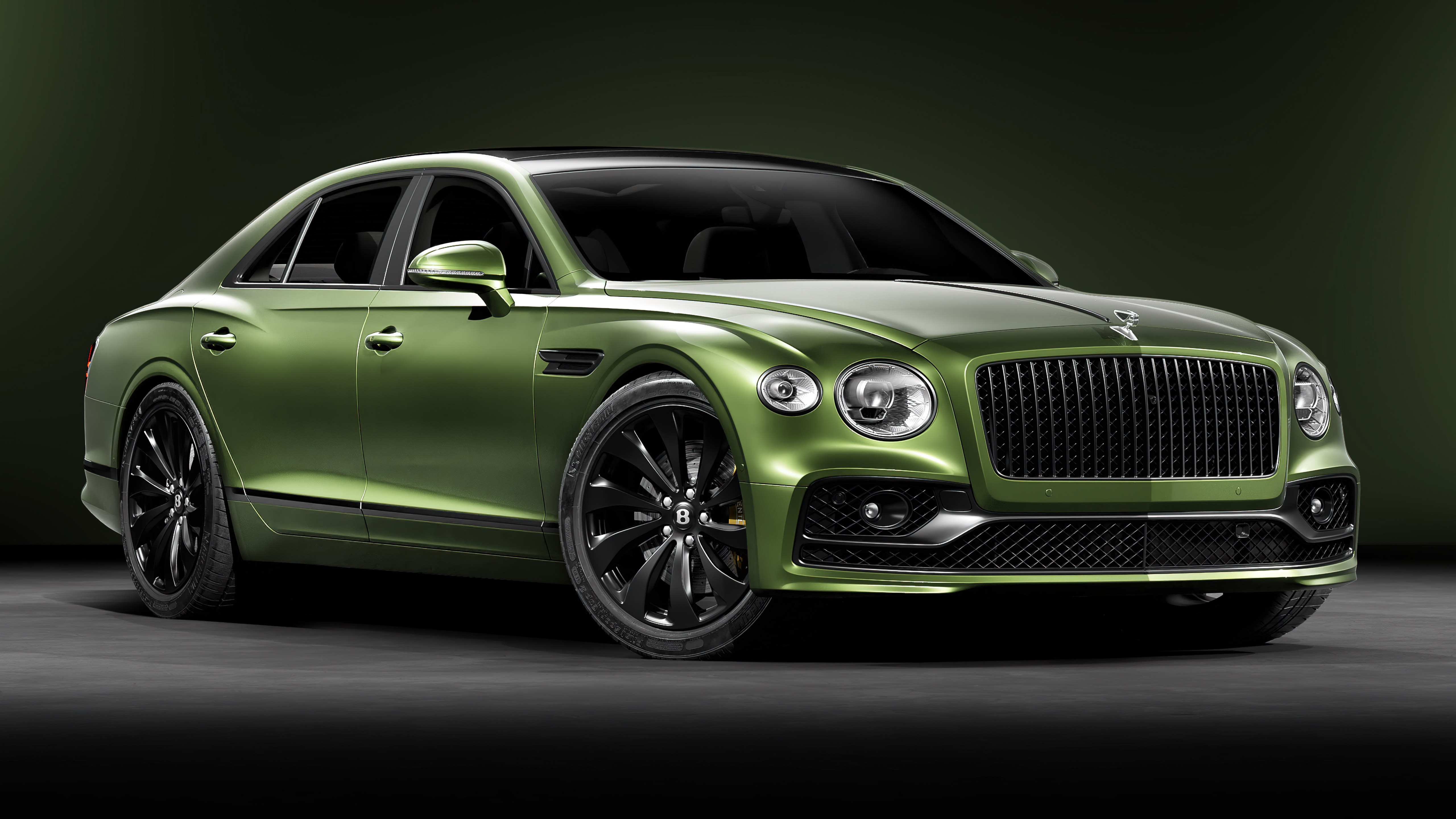 Bentley Flying Spur, Estética verde, 5K