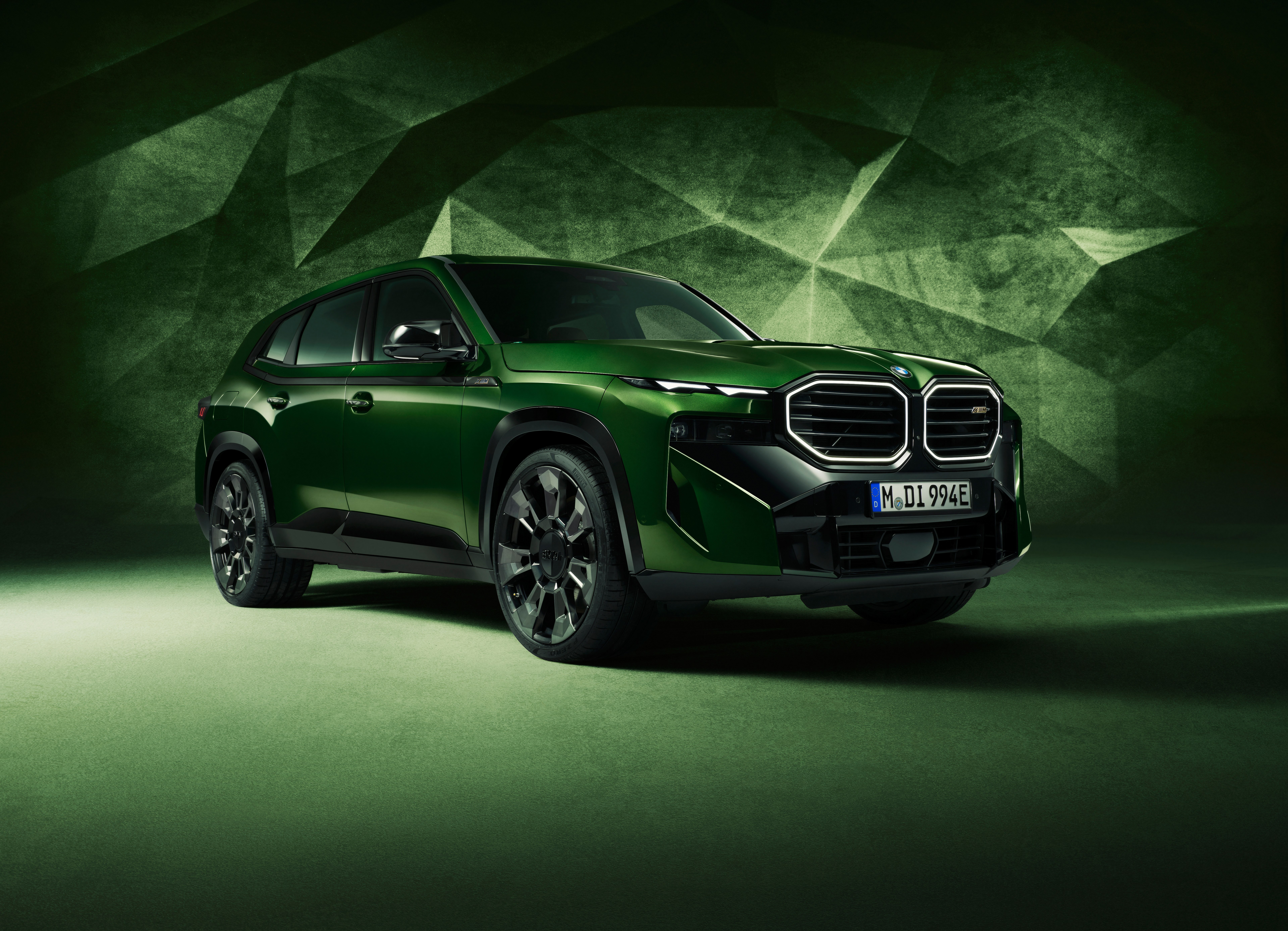 BMW XM, Crossover de luxo, SUV híbrido plug-in, 5K, 8K