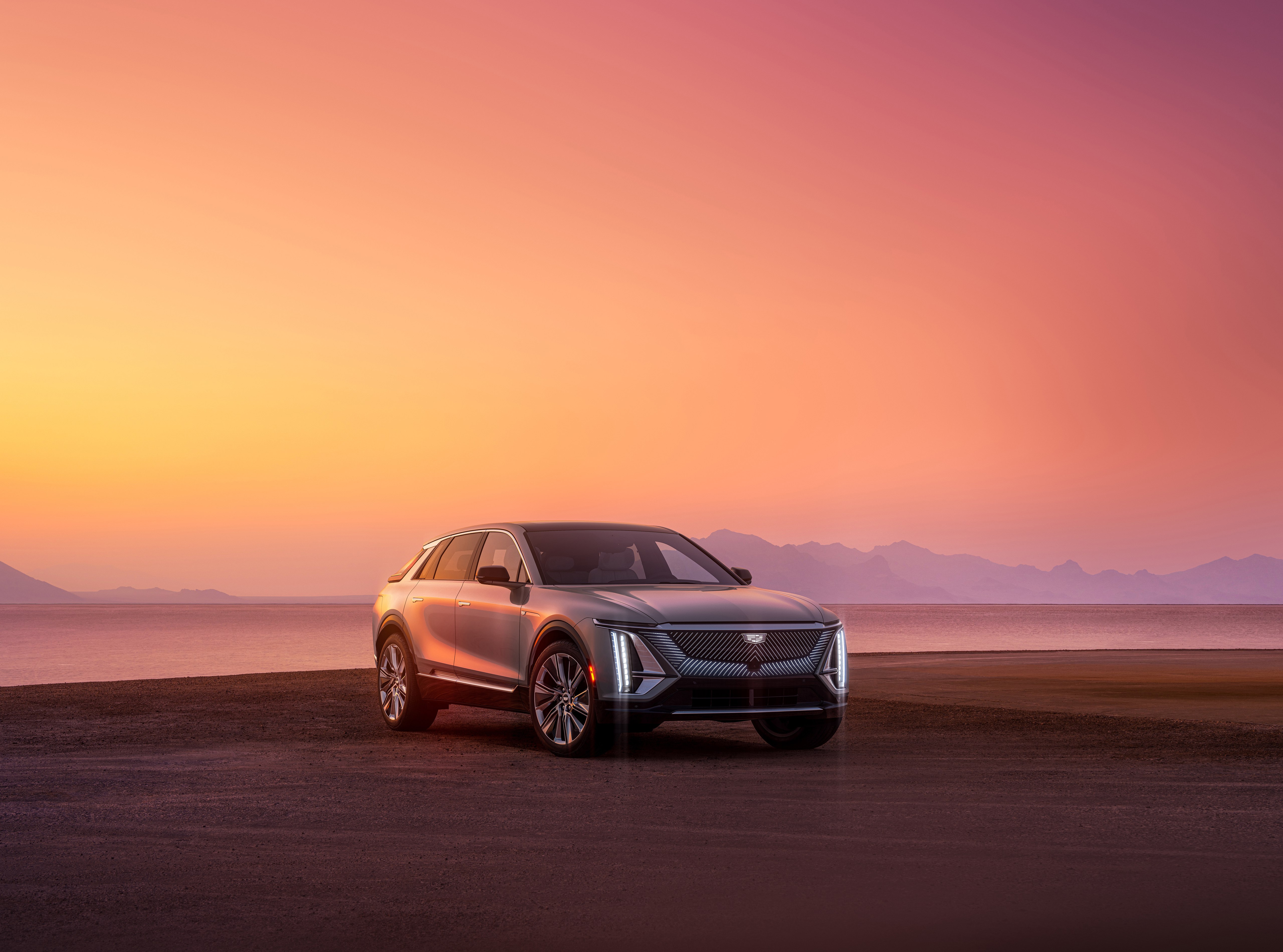 Cadillac Lyriq, 5K, 2023, SUV elétrico