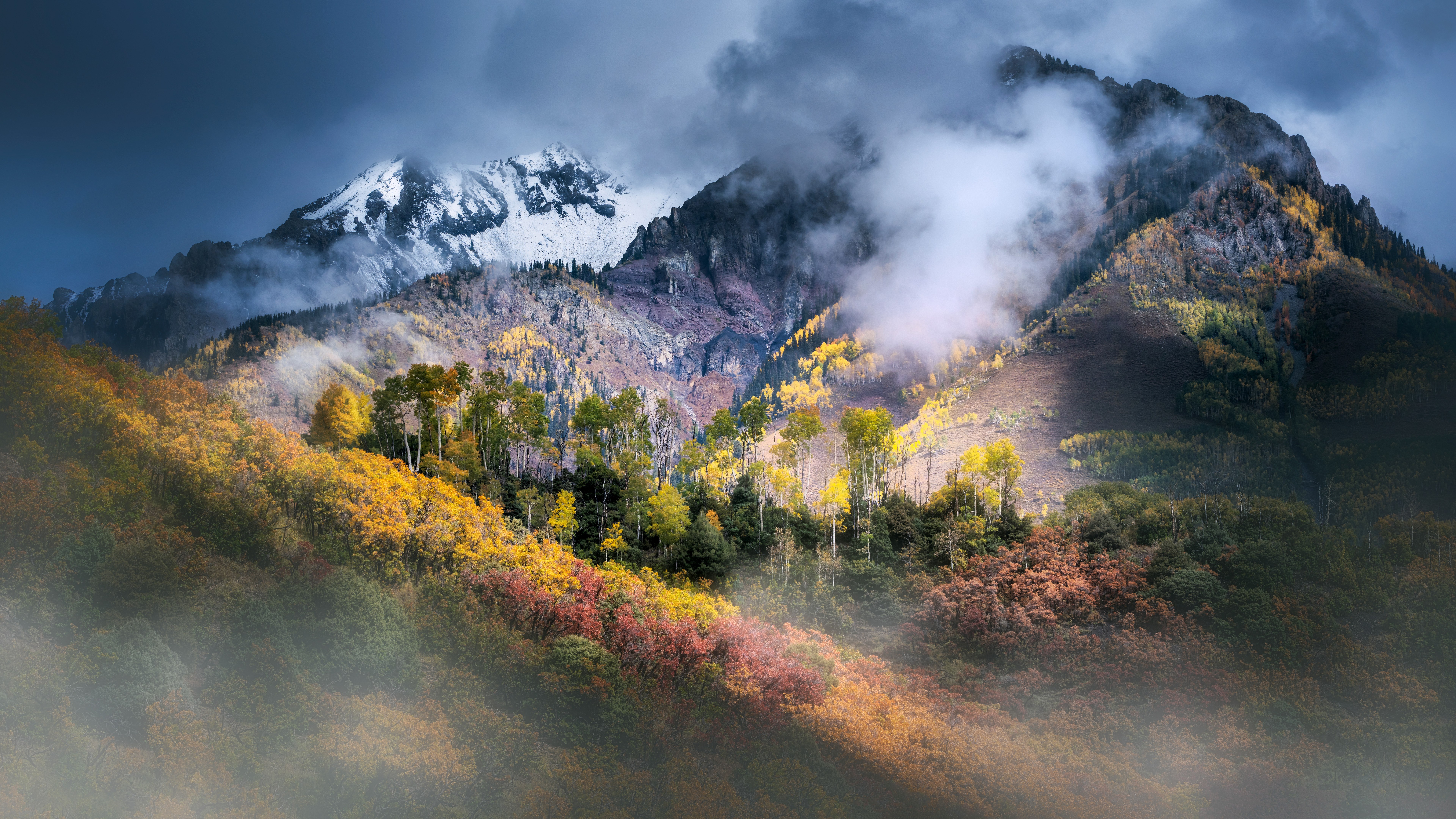 Colorado, Paisagem montanhosa, Cores de outono, Nuvens, Floresta de outono, Álamos, 5K, 8K
