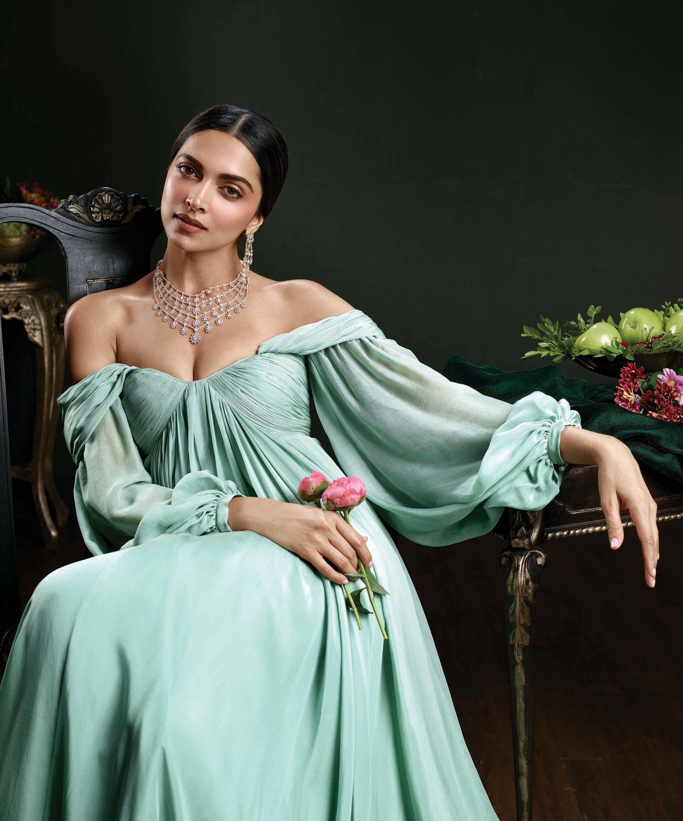 Deepika Padukone, Atriz de Bollywood, Atriz indiana