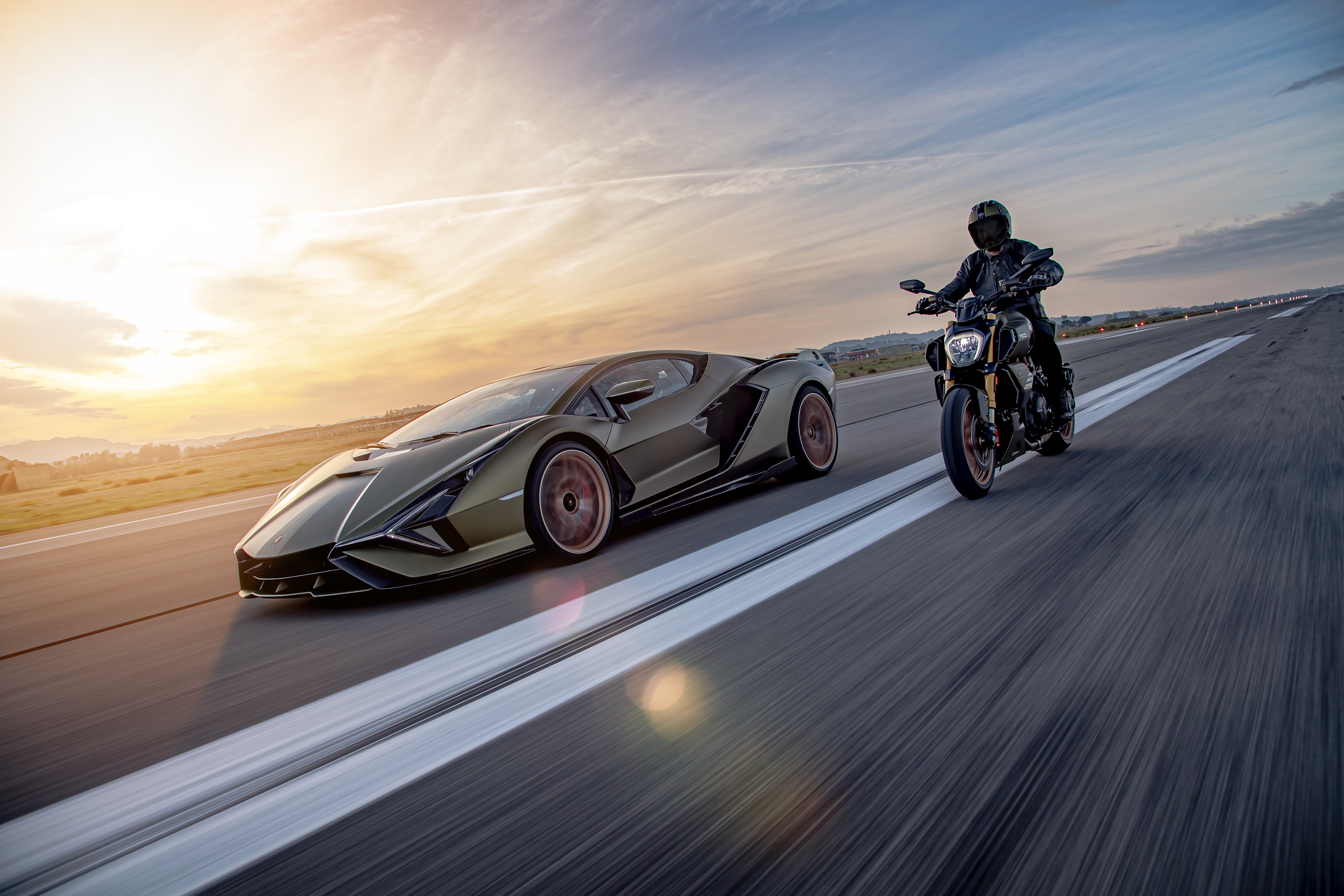 Ducati Diavel 1260 Lamborghini, Lamborghini Sián FKP 37, Pista de corrida, 2021, 5K