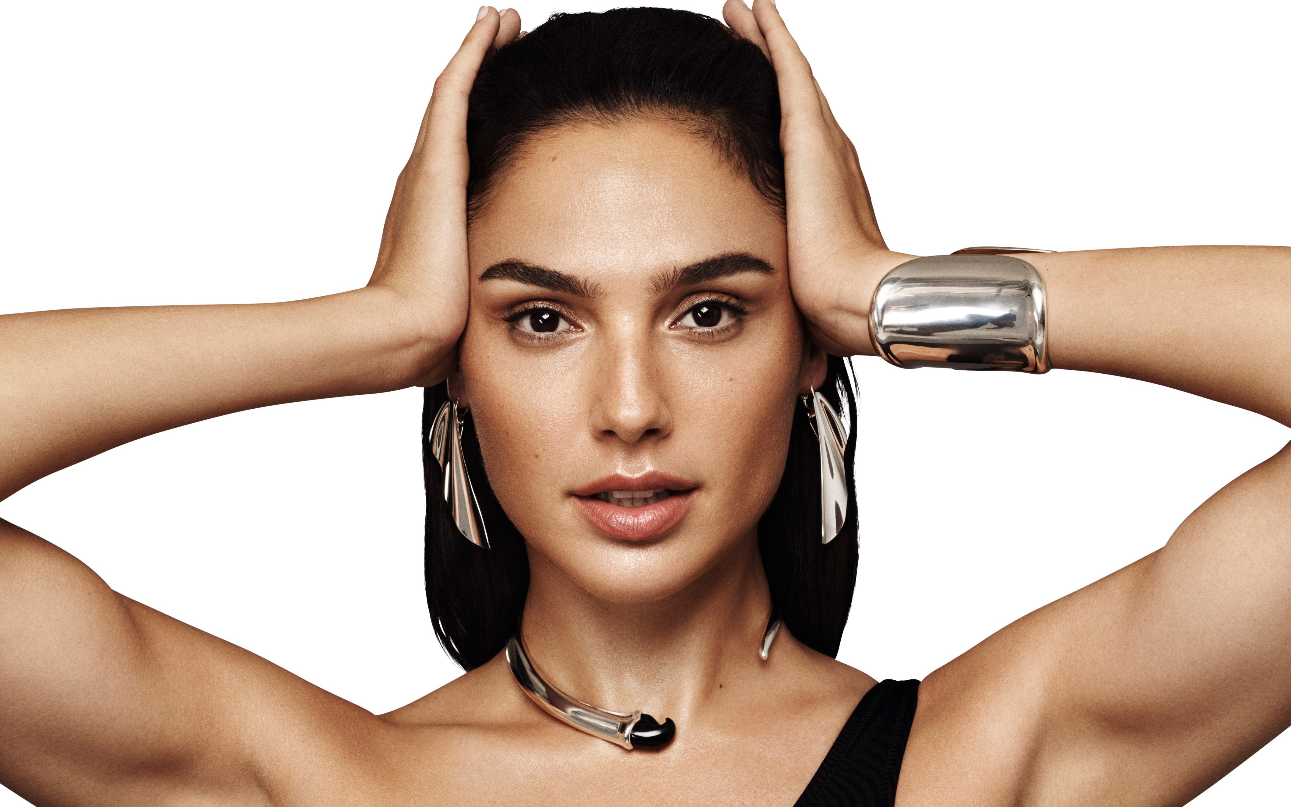Gal Gadot, Bela atriz