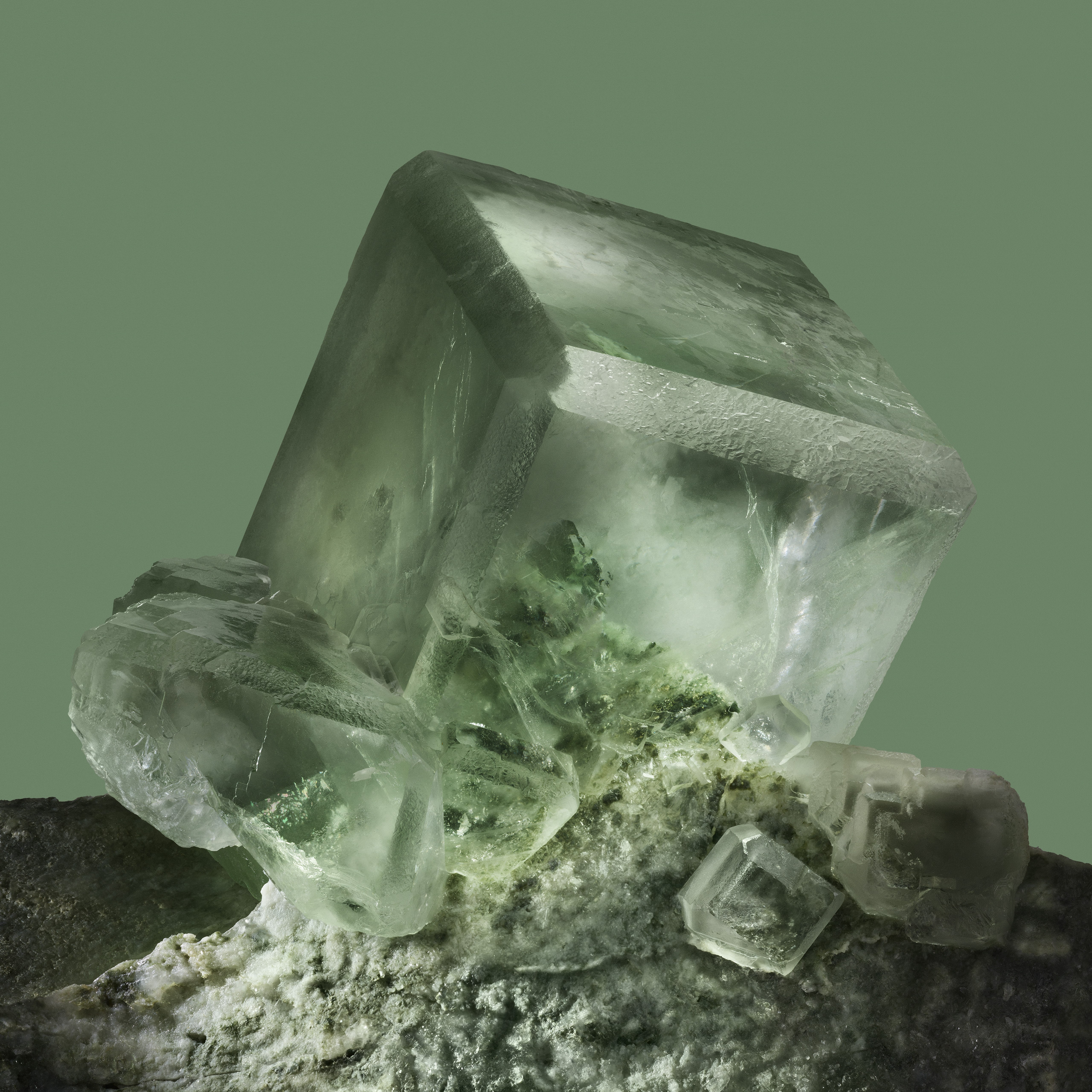 Google Pixel 8, Cristal de fluorita, Safira, Pedra preciosa, 5K, Abstrato verde