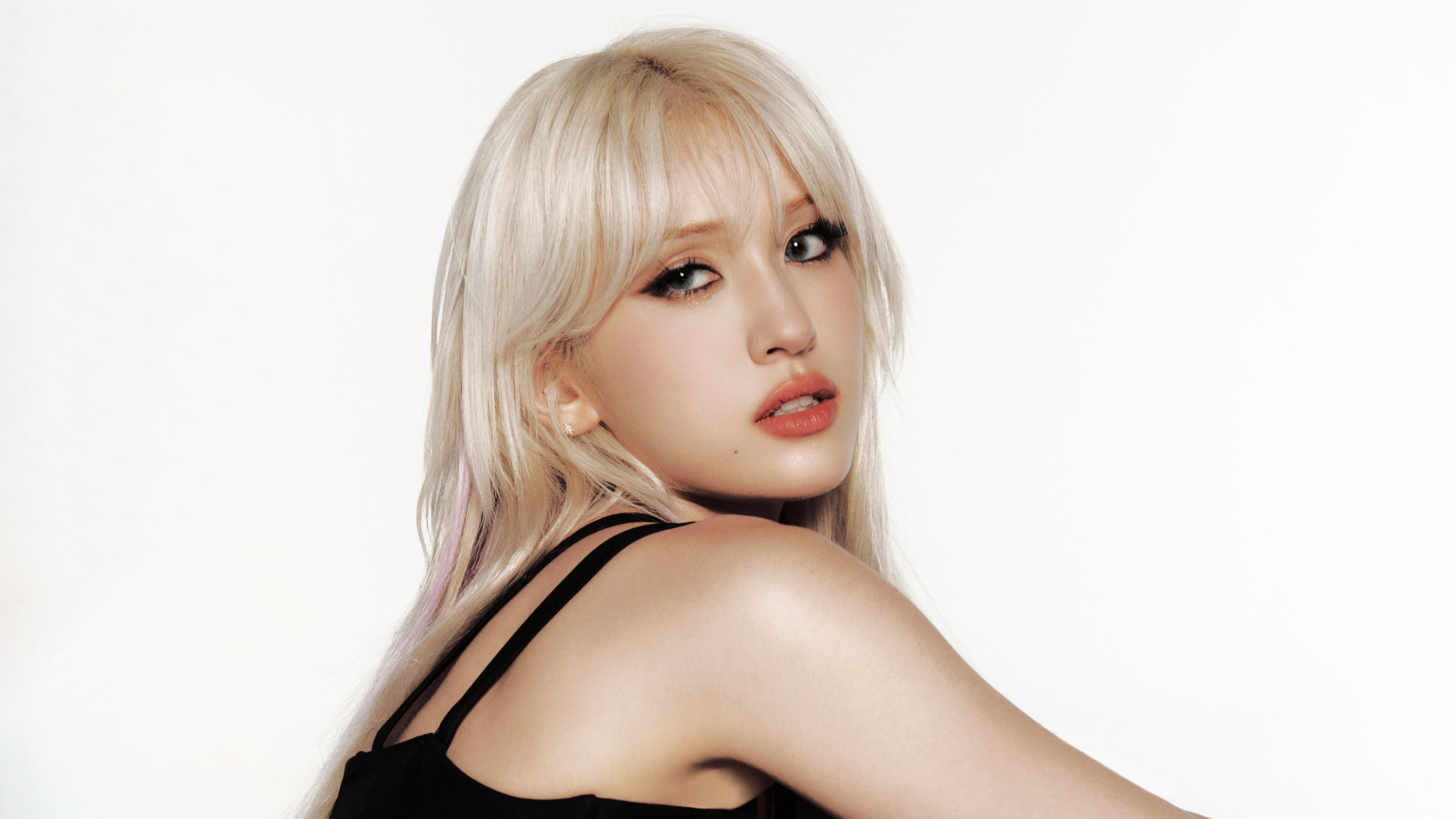 Jeon Somi, Loira, 8K, Retrato, K-pop, 5K, Fundo branco