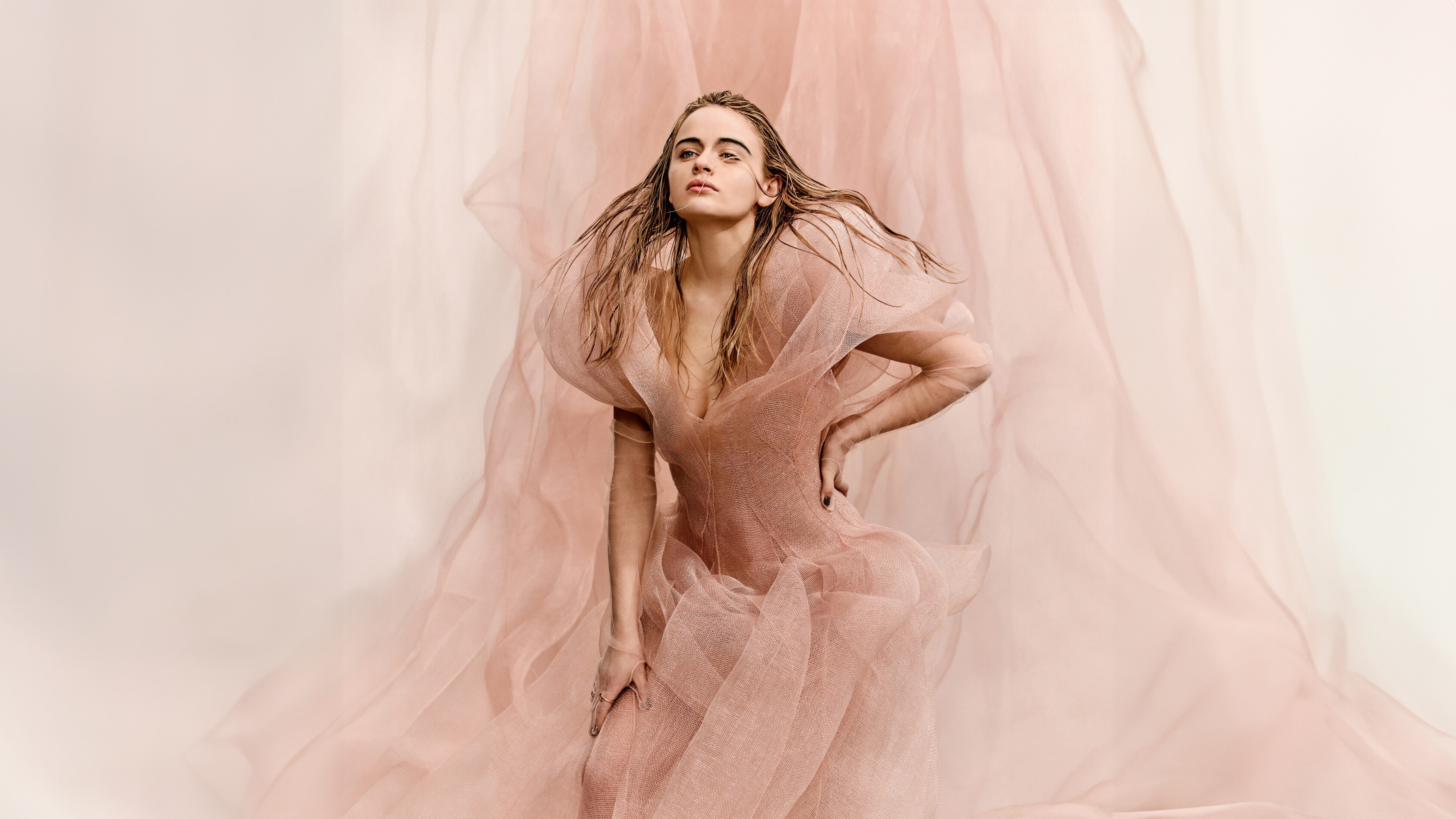 Joey King, Fundo pêssego, 5K, 2024