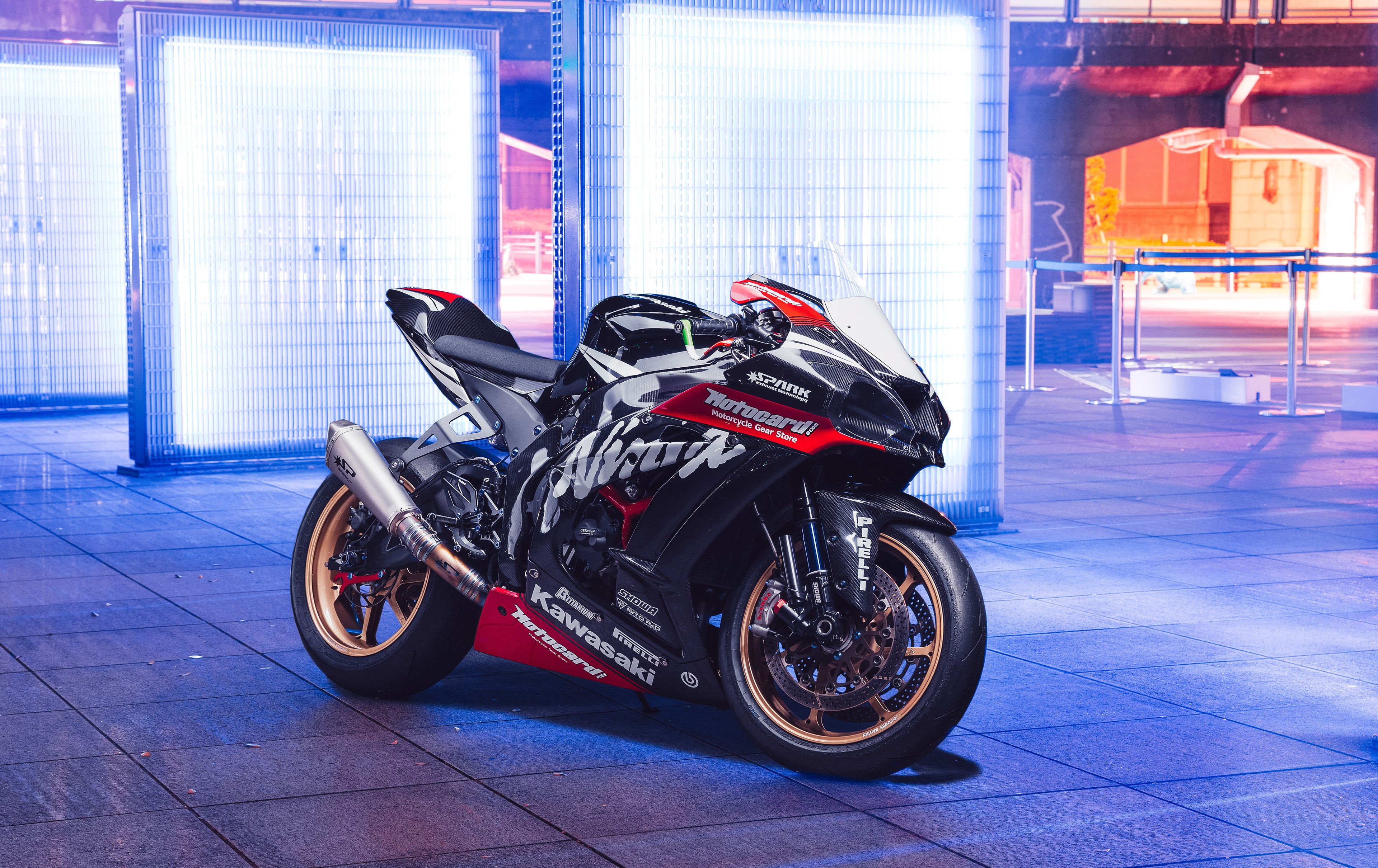 Kawasaki Ninja ZX-10R, Motos esportivas, Luz neon