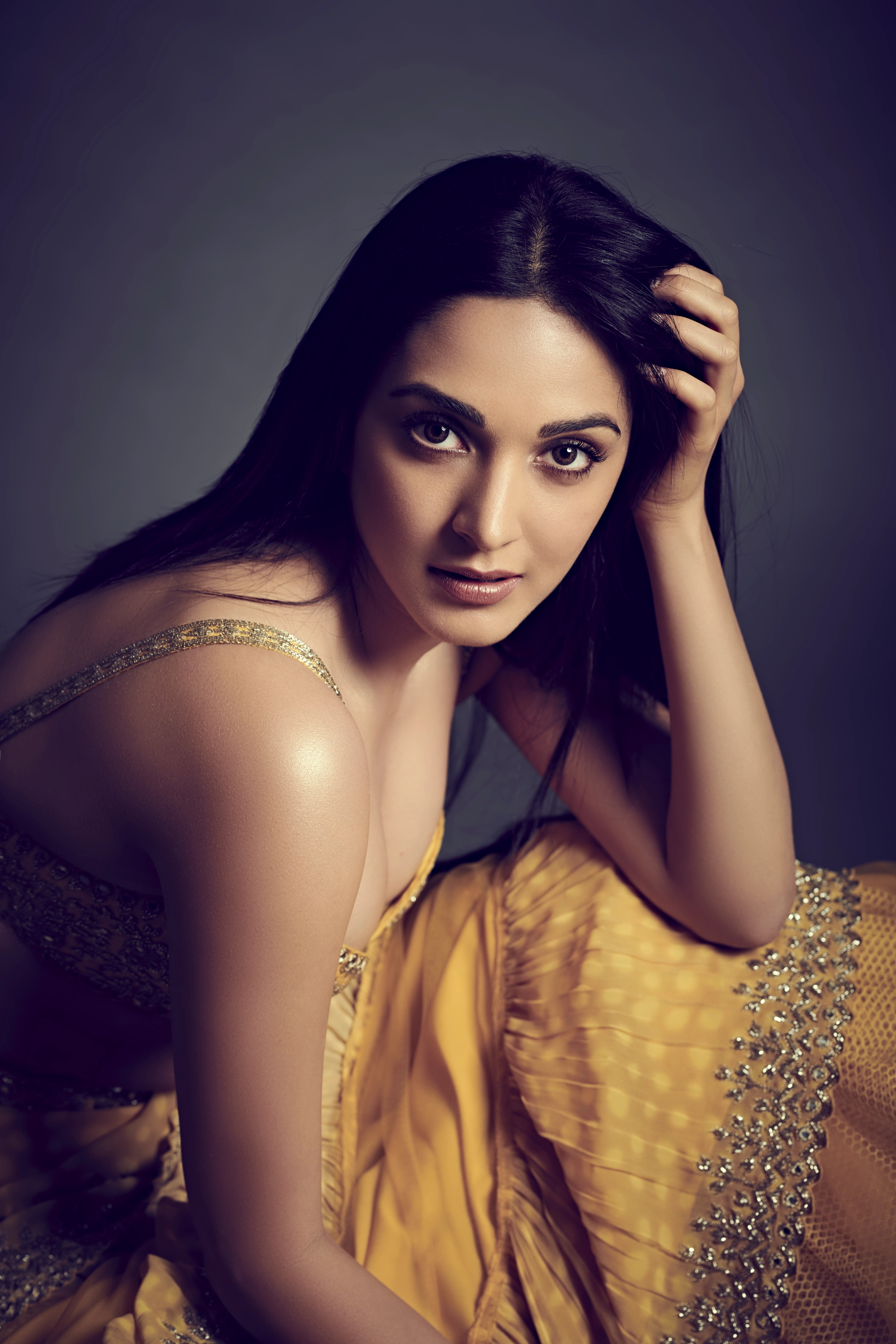 Kiara Advani, Smartphone, Atriz de Bollywood, Atriz indiana, 5K