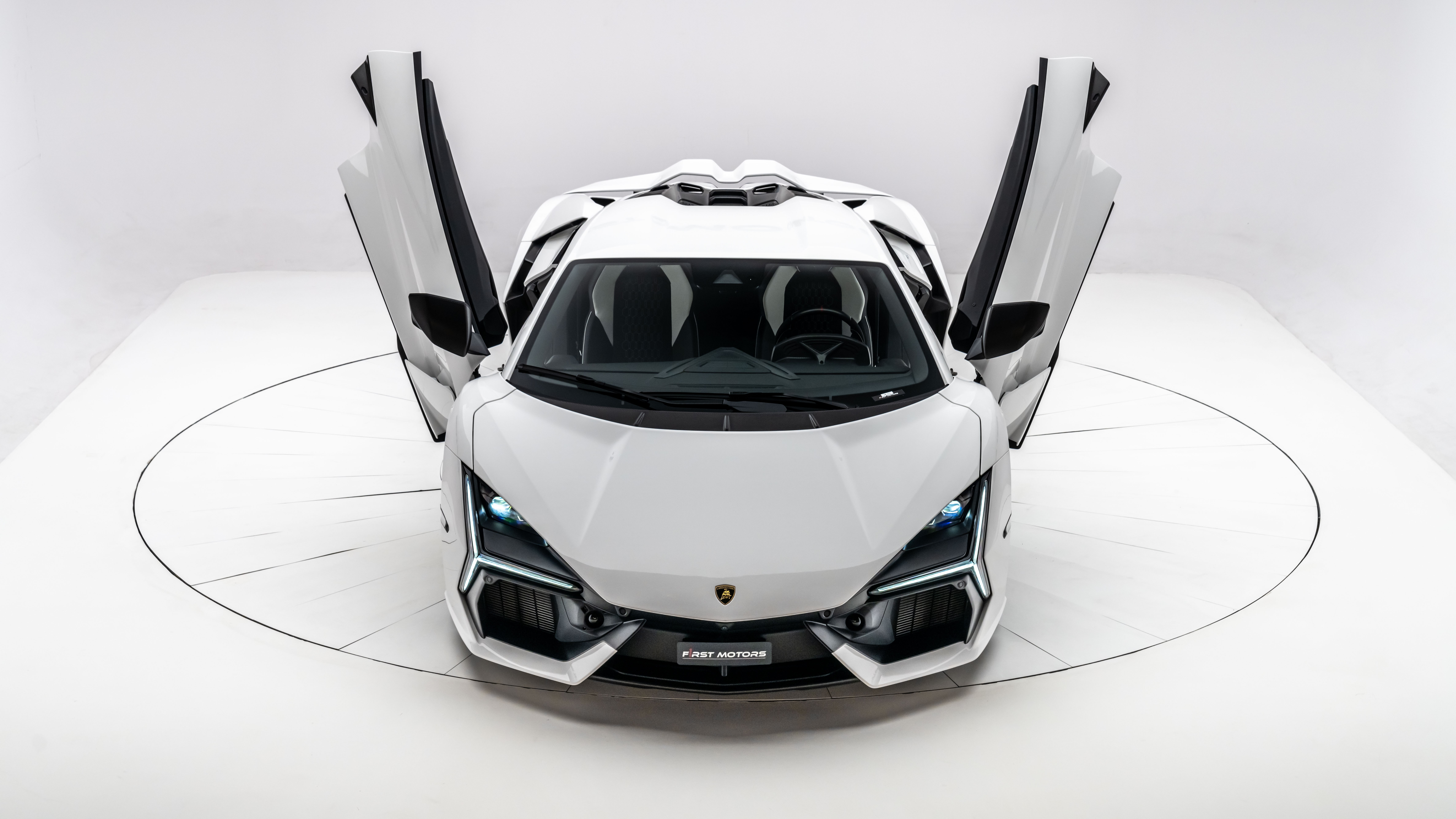 Lamborghini Revuelto, Estética branca, Carros brancos, 5K, 8K