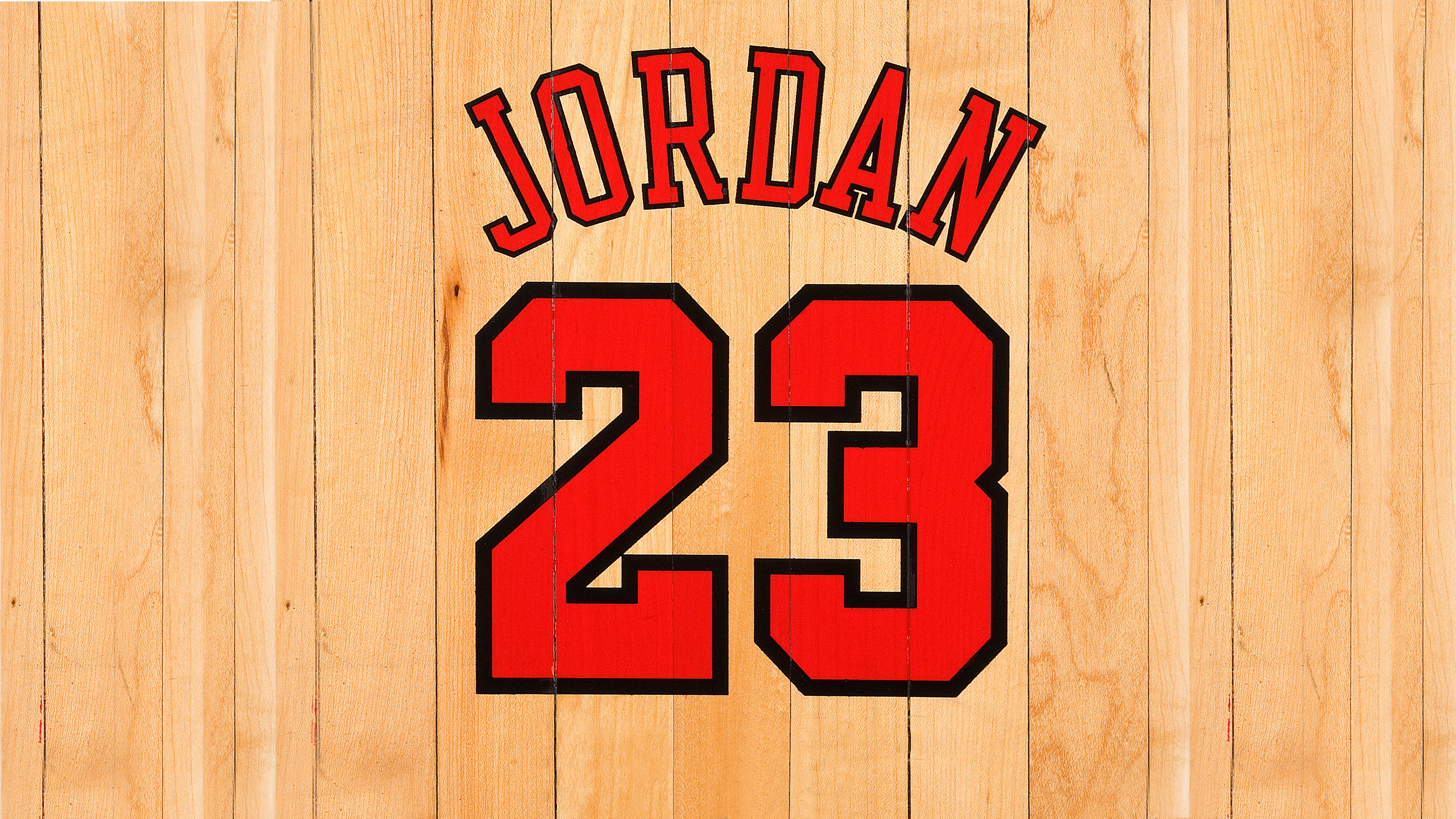 Michael Jordan, Fundo de madeira