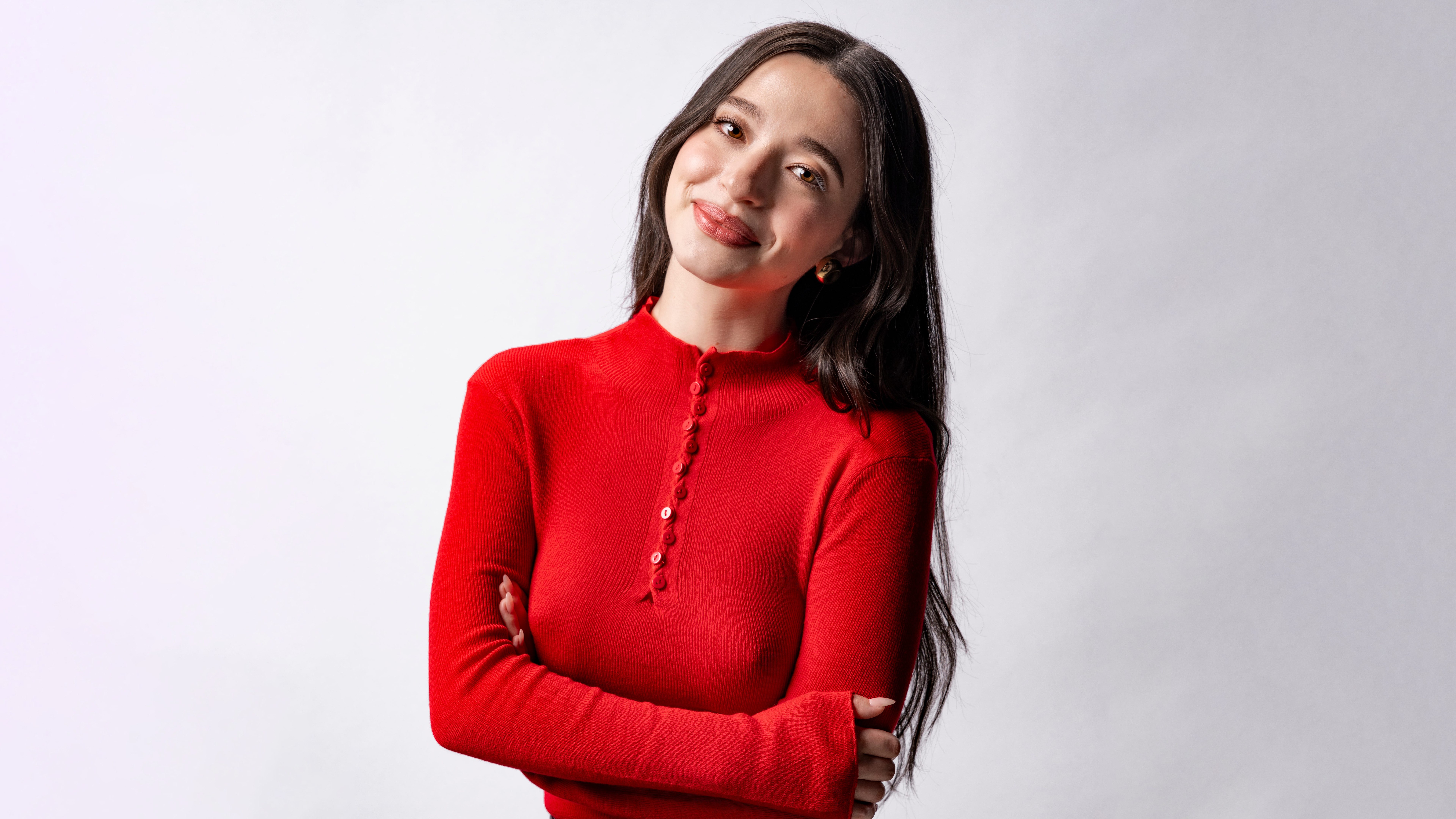 Mikey Madison, 8K, Atriz americana, 5K, Vestido vermelho