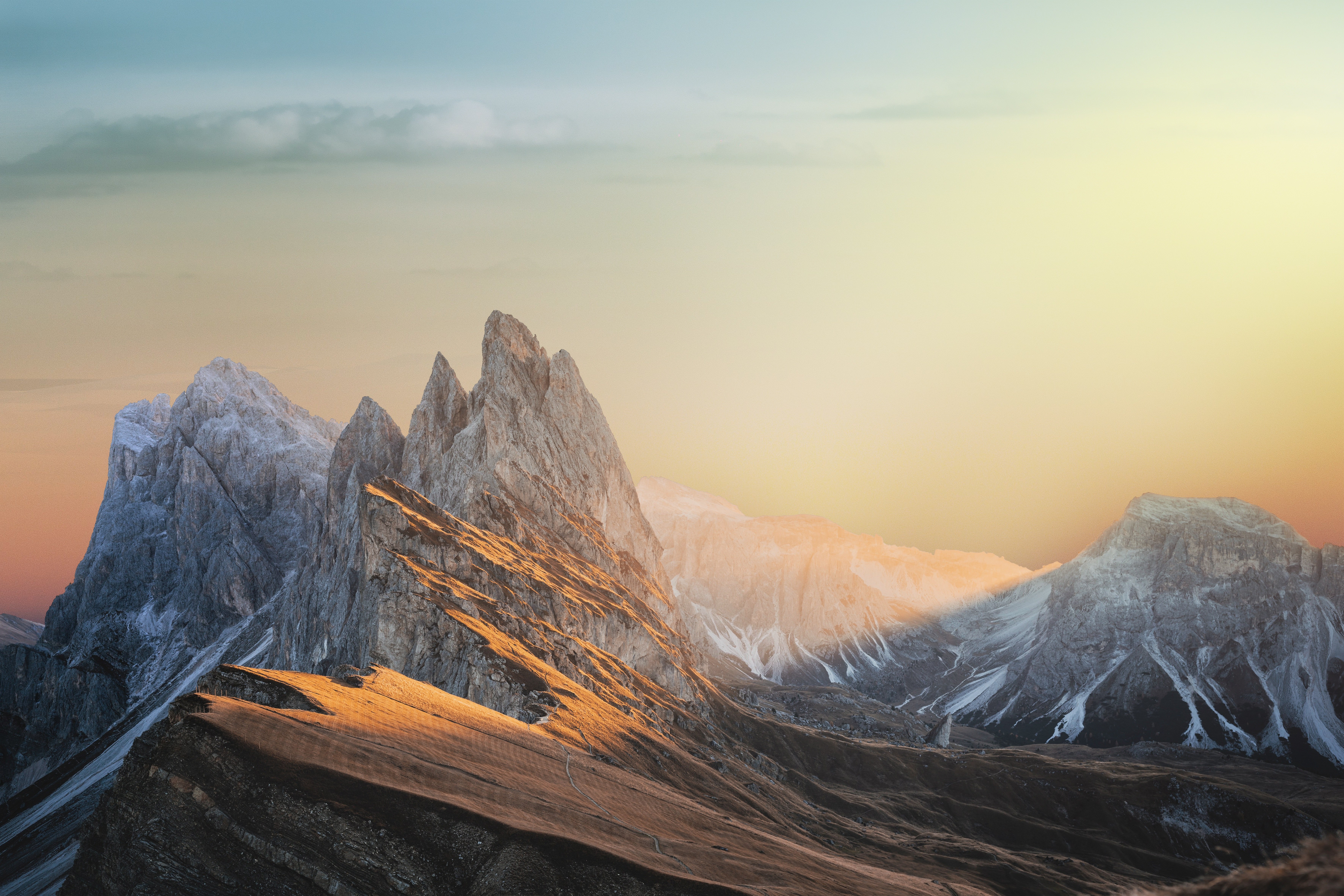 Montanhas glaciais, 8K, Coberta de neve, Paisagem, Picos de montanhas, Pôr do sol, Cenário, Nuvens, 5K