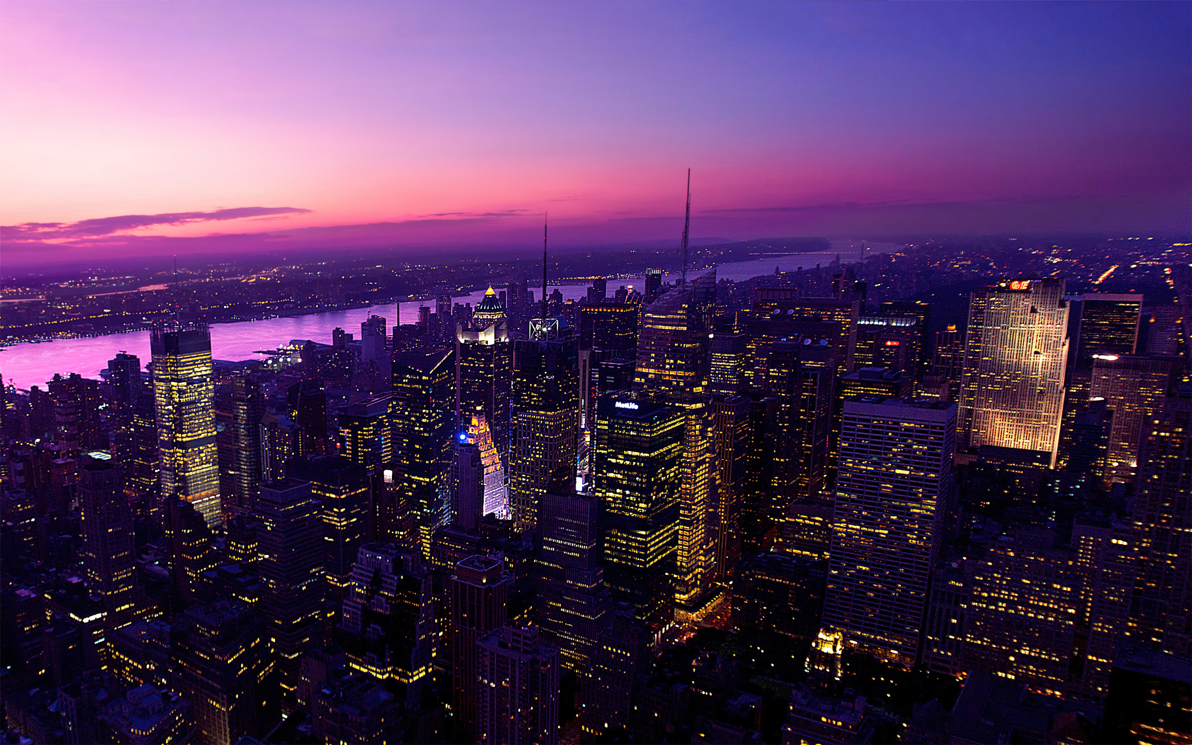 Nova York, Estética, Crepúsculo, Entardecer, Luzes da cidade, Escuro, Noite, Céu rosa, Paisagem urbana, Horizonte, Prédios, Arranha-céus, Urbano, Metropolitano, Roxo