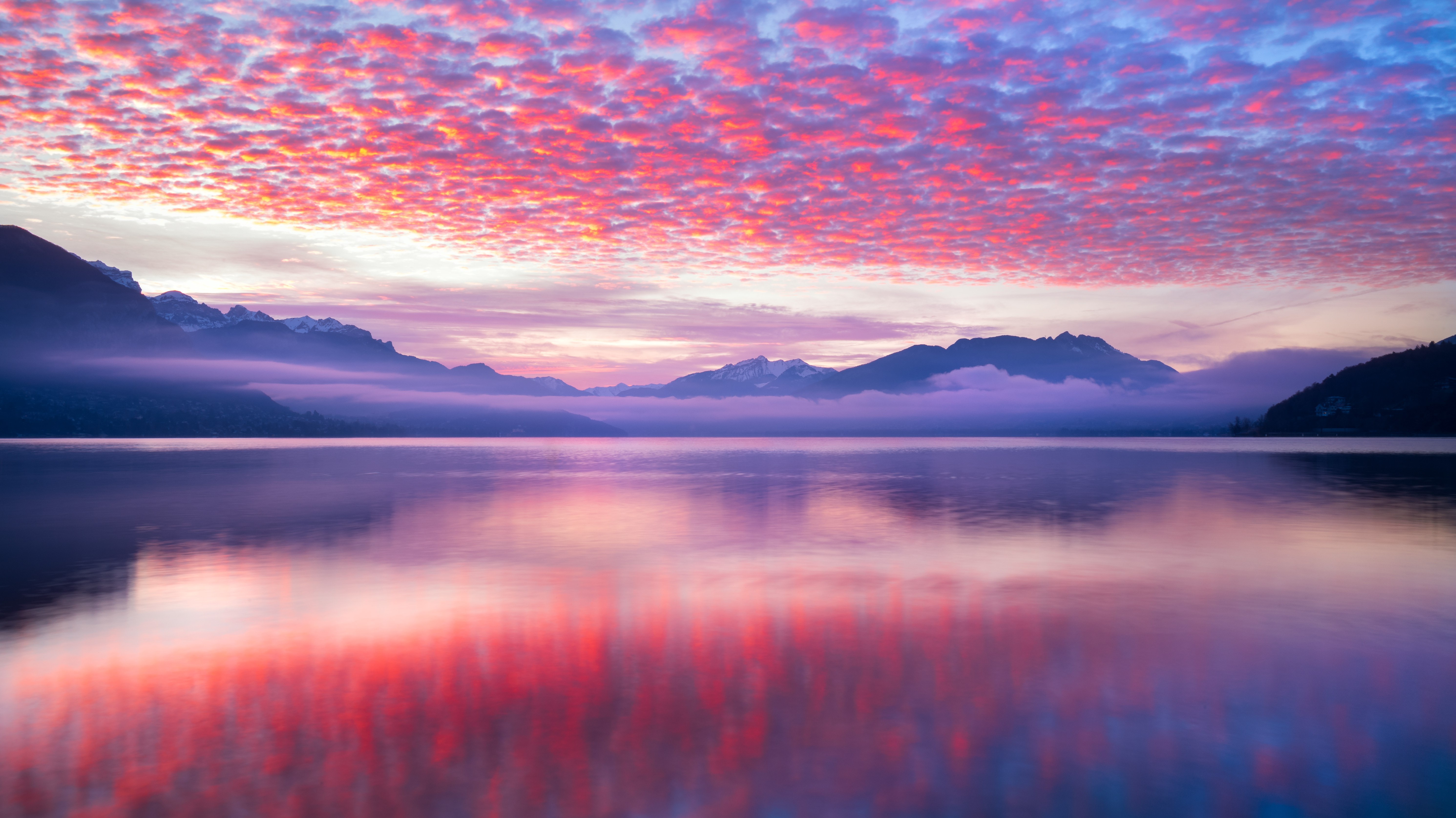 Nuvens rosa, Reflexo, Lago, Corpo d'água, Montanhas, Paisagem, Cenário, Névoa, 5K