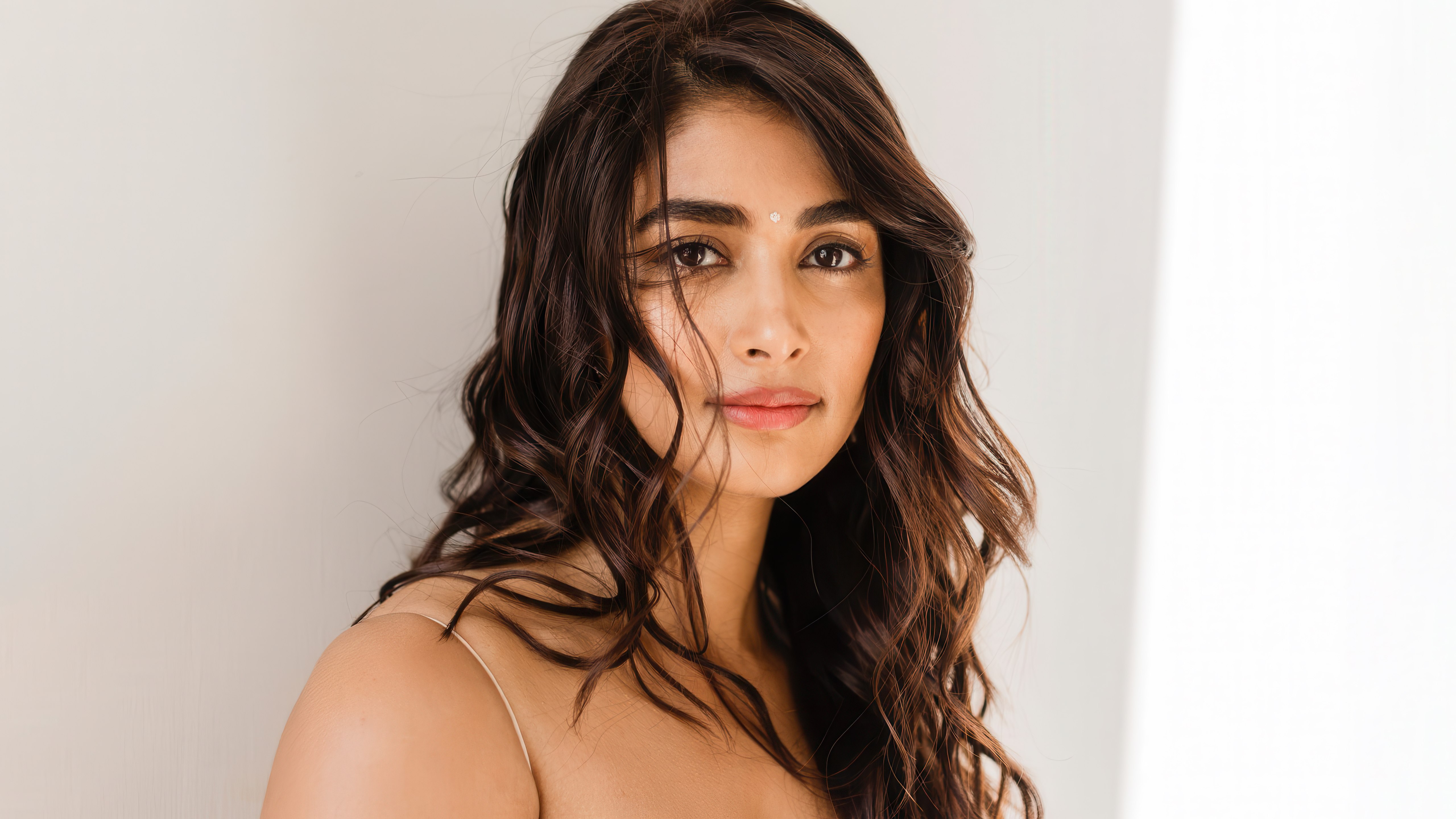 Pooja Hegde, Close-up, Atriz indiana, 5K, Retrato