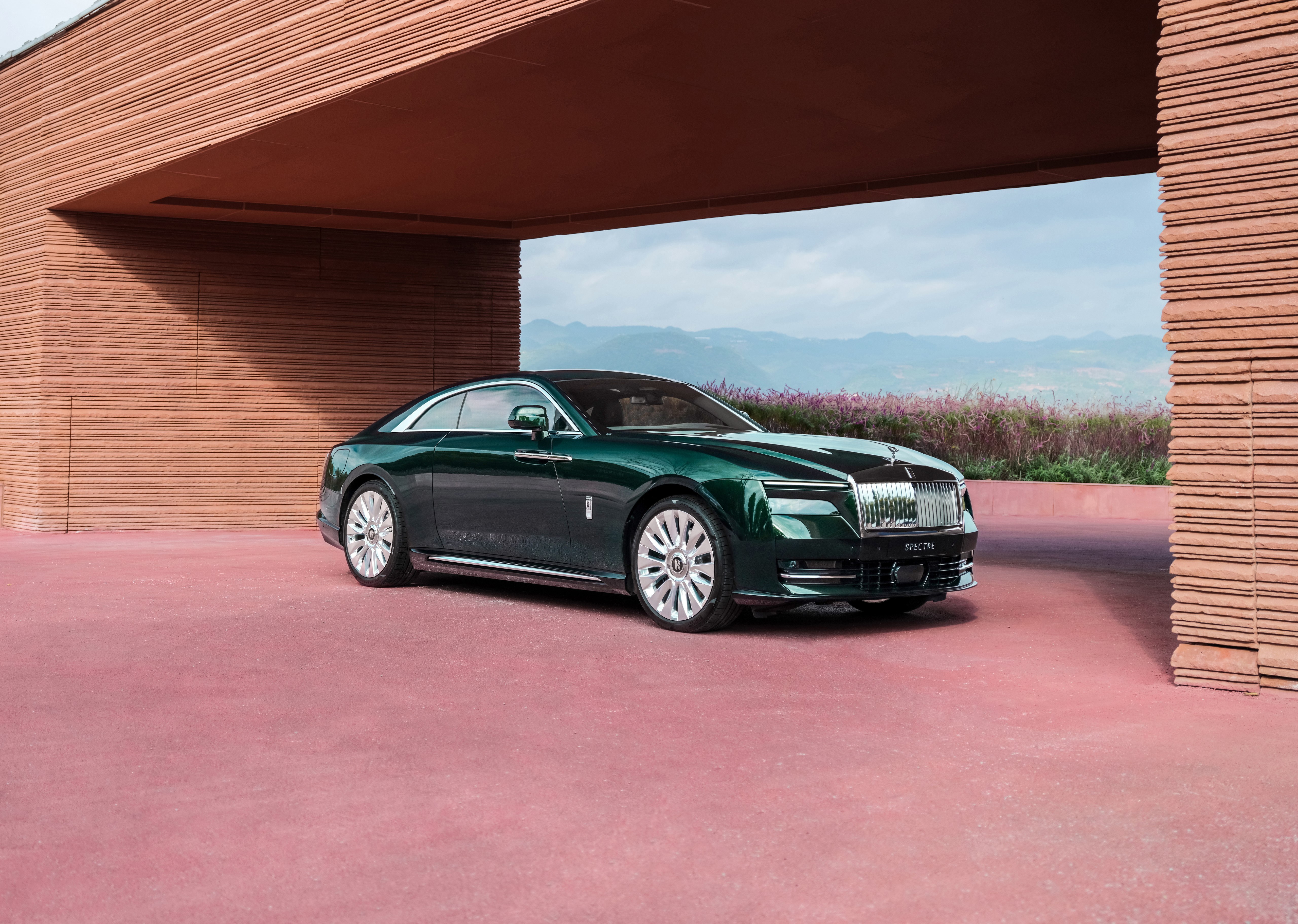 Rolls-Royce Spectre, Verde esmeralda, 5K